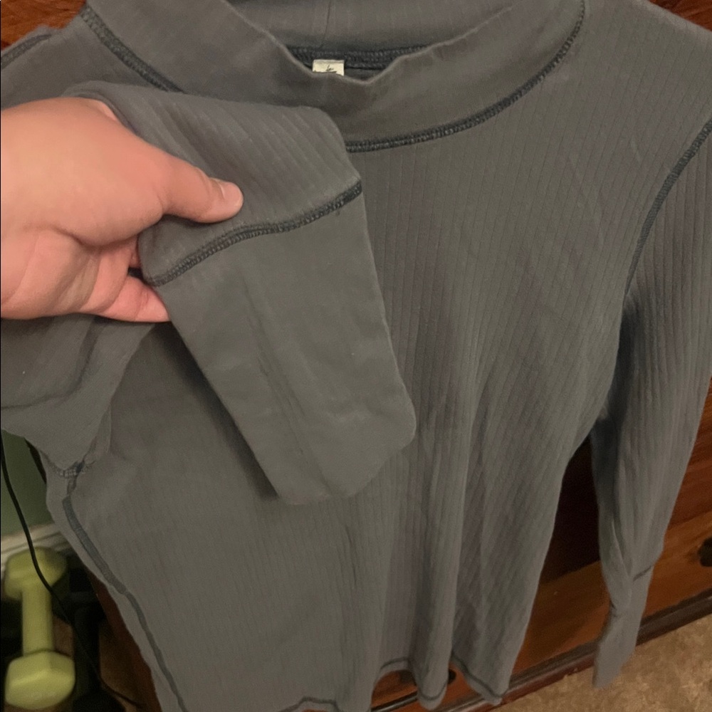🍋Free People Mock Neck Long Sleeve🍋 - Picture 5 of 6